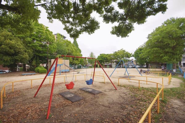 上原公園まで約208m