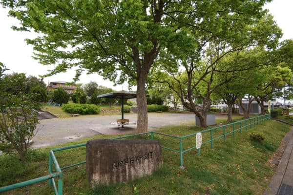 島田黒石第一公園まで約327m