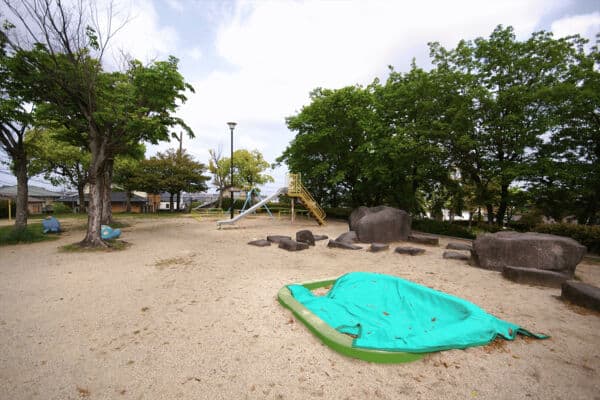 鳴海黒石公園まで約402m