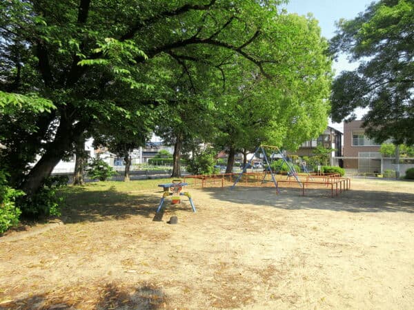 川村公園まで約1260m