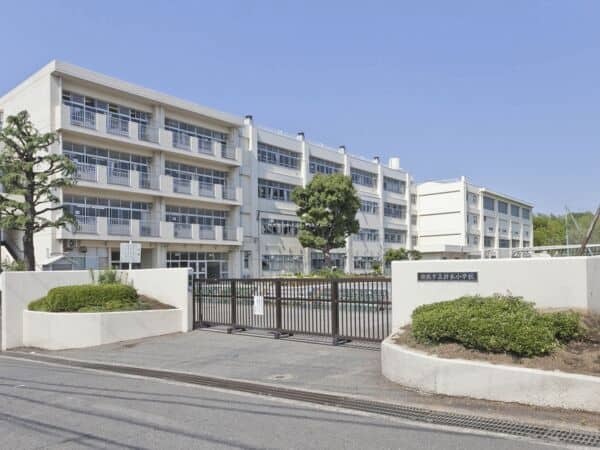 横浜市立折本小学校