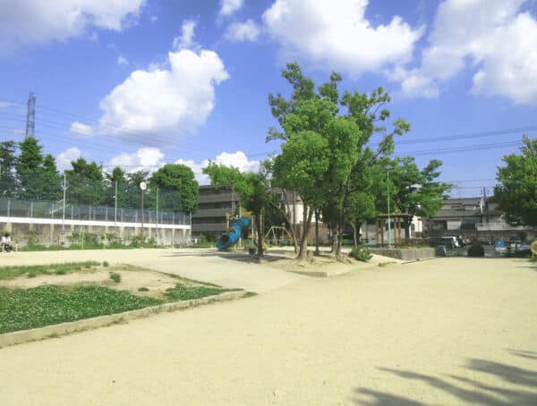 丸根公園まで約493m