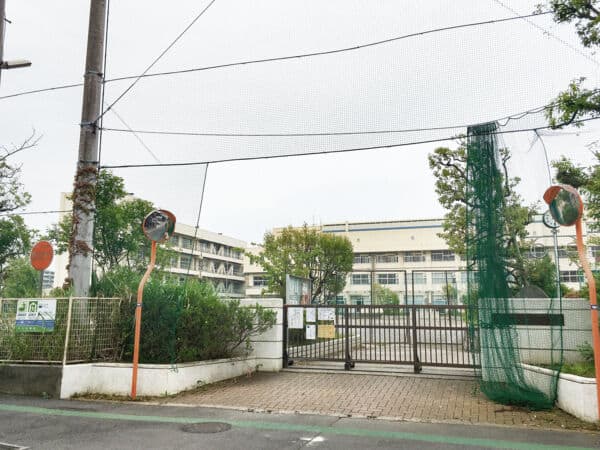 市川市立第六中学校