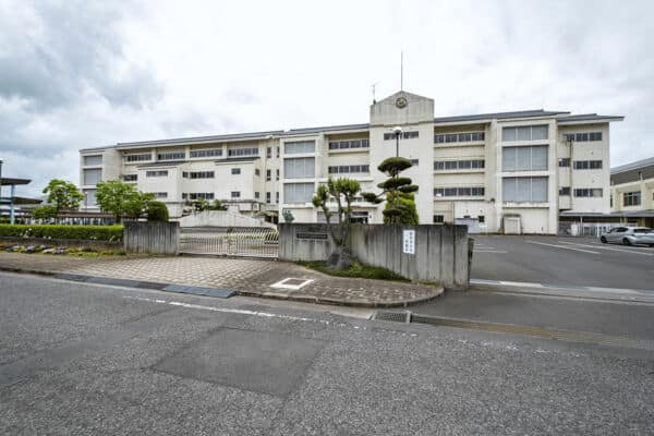 伊勢崎市立境南中学校