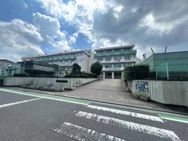 さいたま市立芝原小学校
