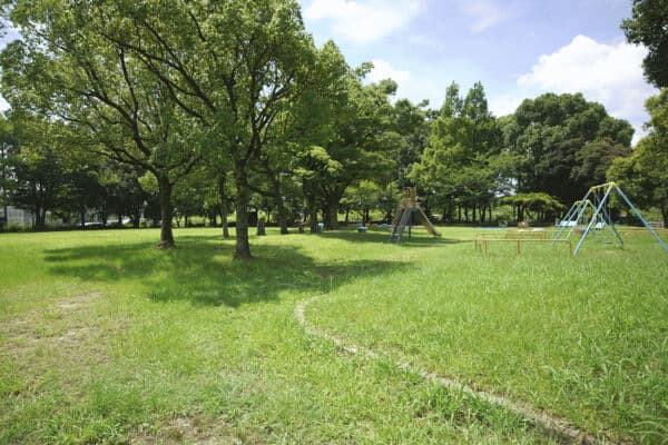 あし原公園まで約1377m