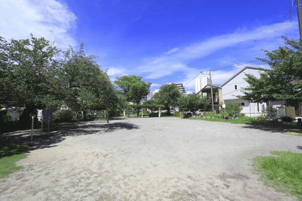 初多良公園まで約531m