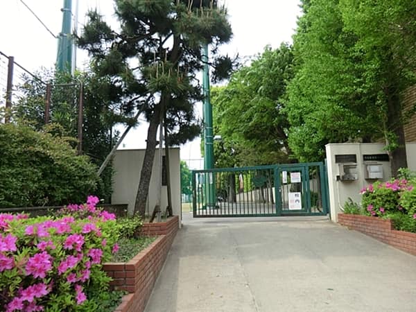 渋谷区立松濤中学校