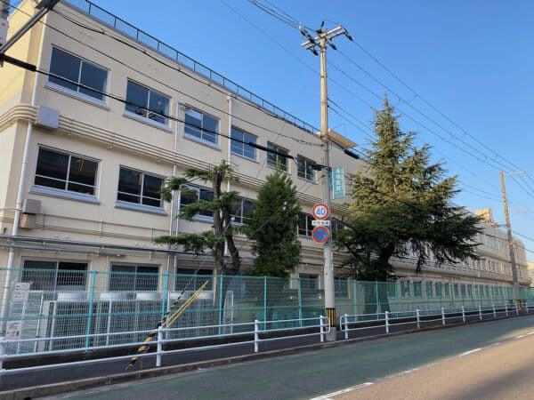 神戸市立本山第三小学校