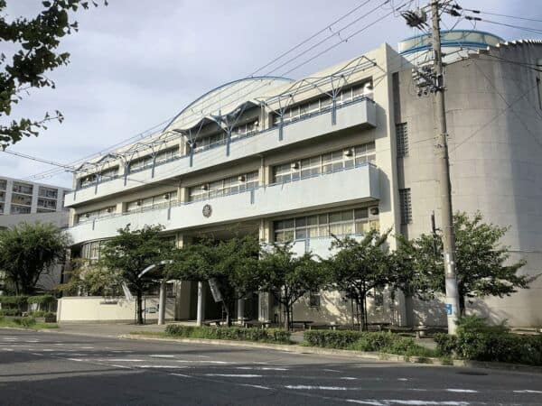 神戸市立魚崎中学校