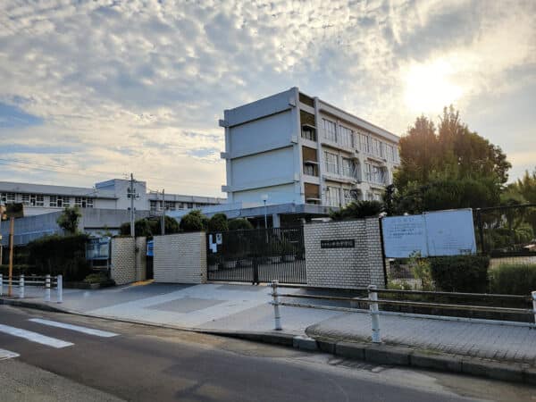 尼崎市立中央中学校
