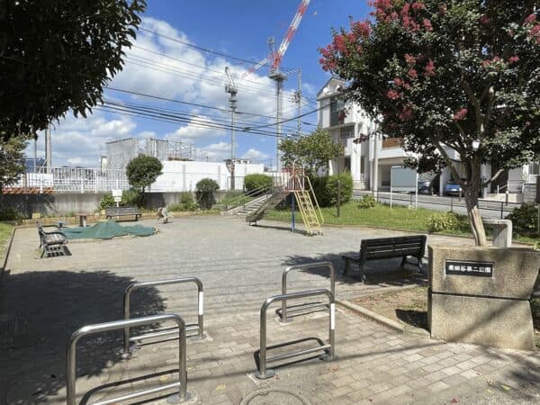 栗田谷第二公園まで約216m