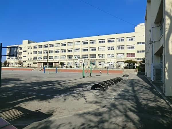 横浜市立下永谷小学校