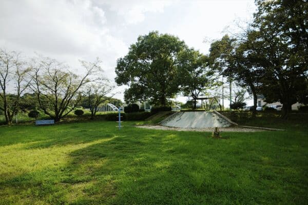 前浪公園まで約1265m