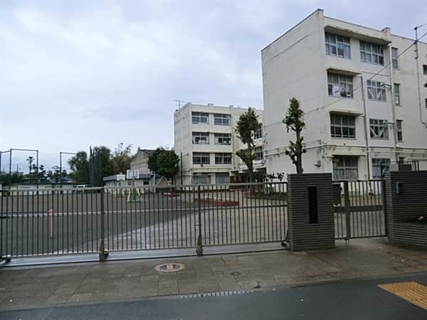 横浜市立勝田小学校