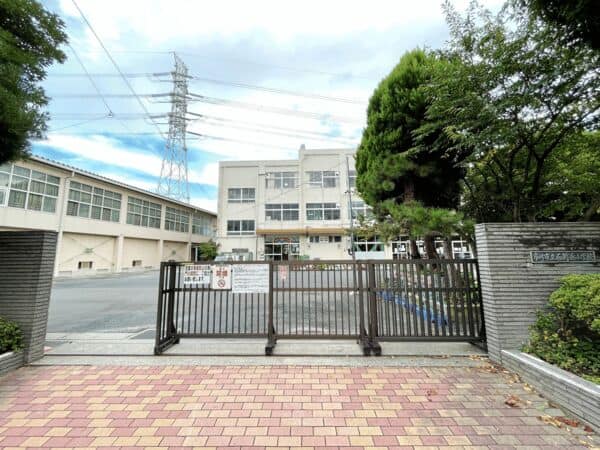 市川市立南新浜小学校