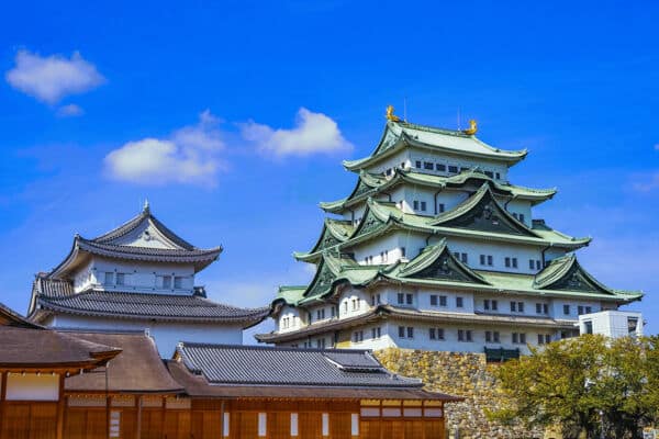 名古屋城まで約786m