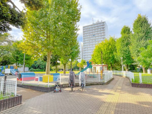 南長崎はらっぱ公園まで約184m