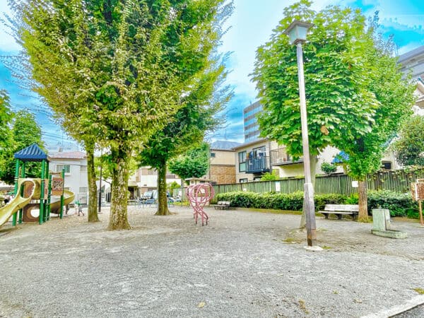 神谷南公園まで約1029m