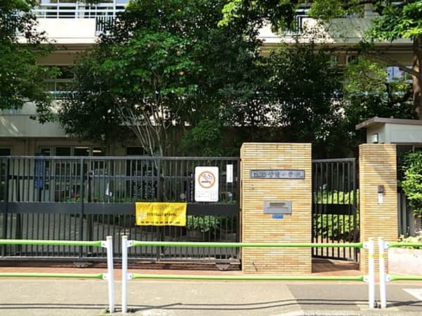 港区立青南小学校