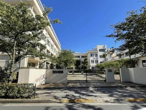 葛飾区立松上小学校
