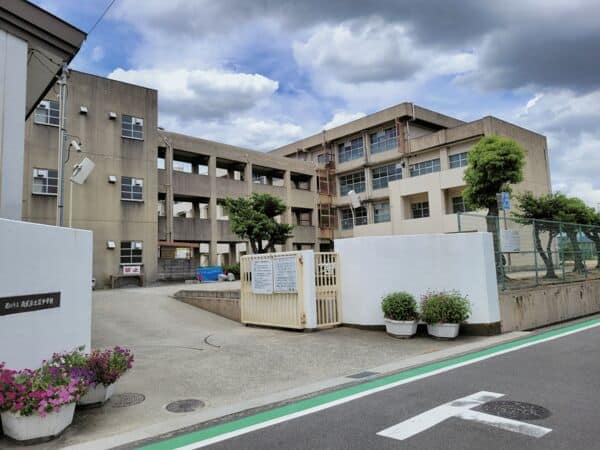 尼崎市立南武庫之荘中学校