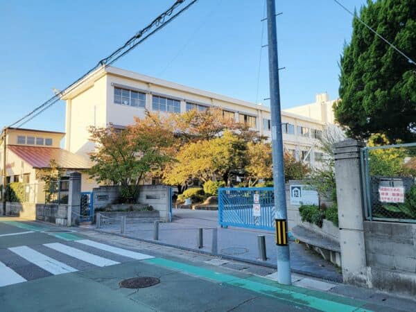 西宮市立瓦木小学校