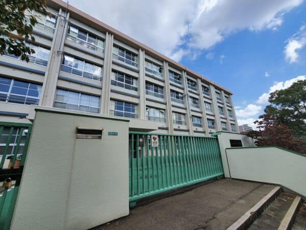 西宮市立平木中学校