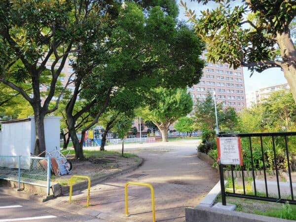 中津公園まで約827m