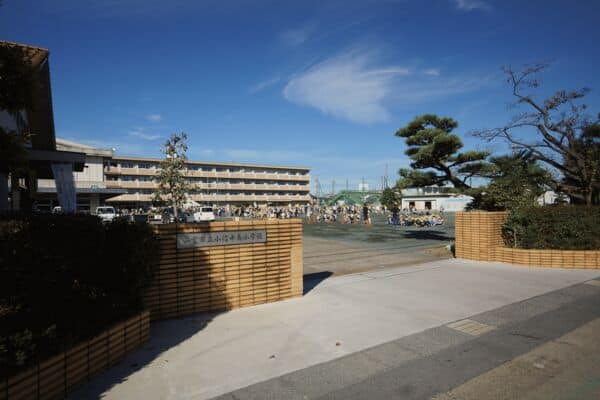 一宮市立小信中島小学校