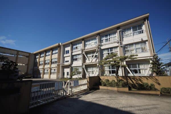 一宮市立瀬部小学校