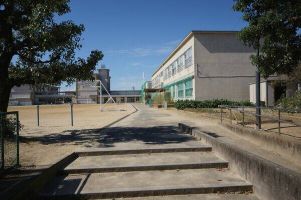 一宮市立葉栗小学校