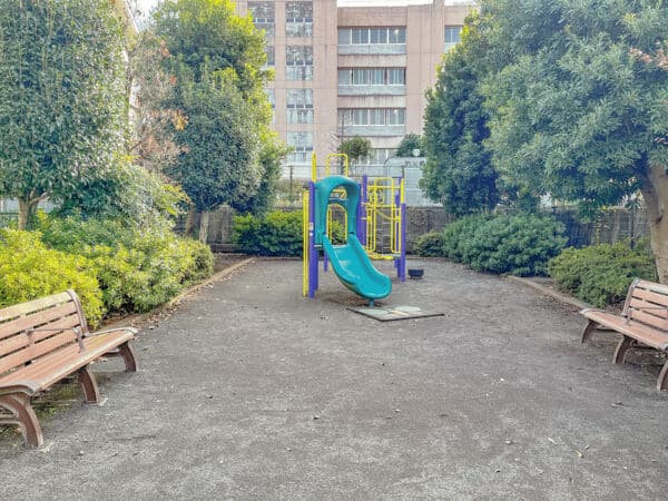 新町もみじ公園まで約359m