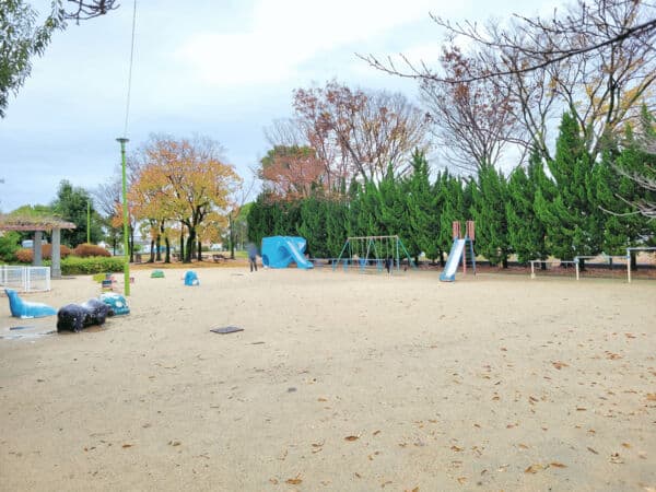 園田公園まで約811m