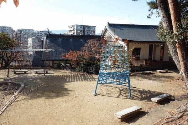 紅葉山公園まで約485m