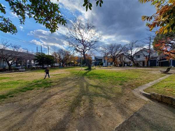 久々知南公園まで約1173m