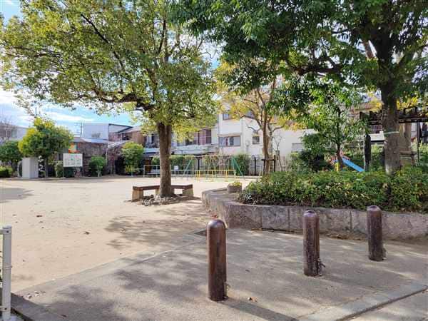 下条公園まで約227m