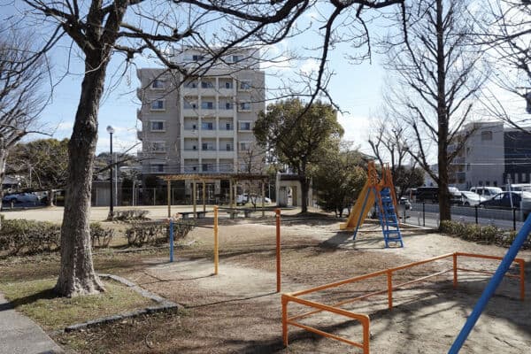 松崎西公園まで約664m