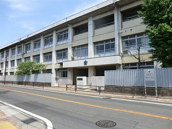川崎市立稲田中学校