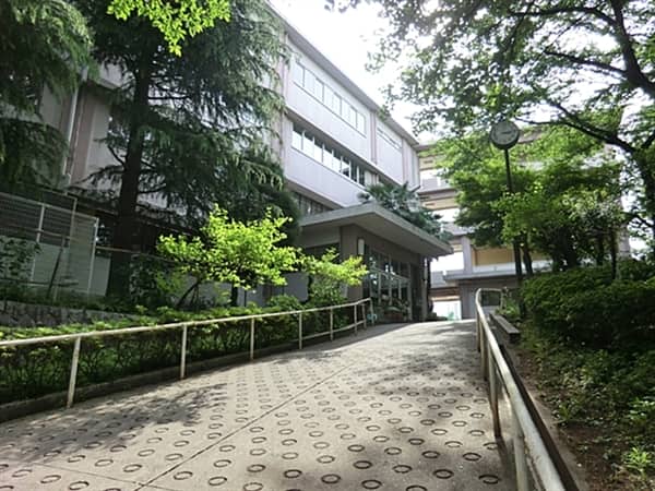 川崎市立西生田中学校