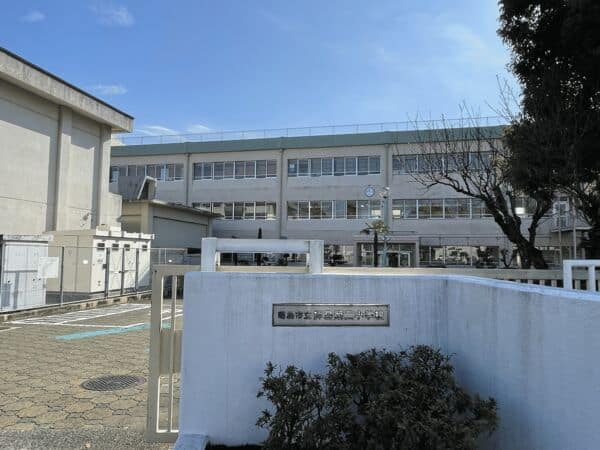 昭島市立拝島第二小学校