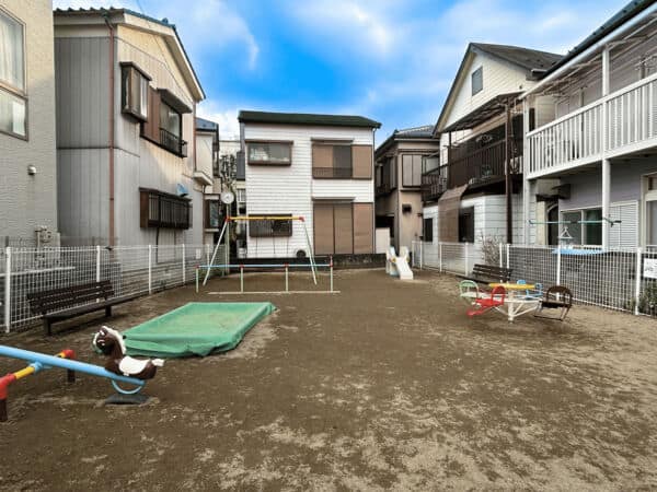 鳩ヶ谷本町一丁目公園まで約494m