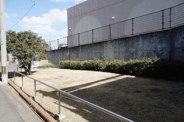 名島5号公園まで約605m