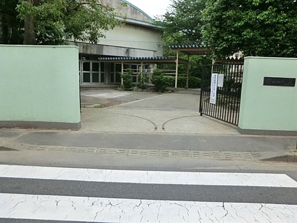 調布市立第四中学校