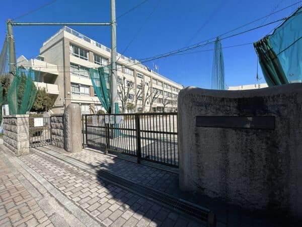 葛飾区立上平井中学校