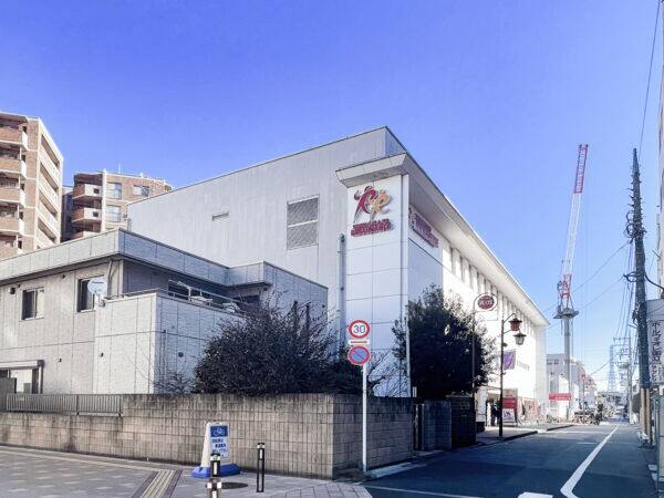 スポーツクラブ＆スパ ルネサンス 国立24まで約1059m
ジム・スタジオ・プールがある総合型スポーツクラブです。 露天風呂・内湯と寛ぎスペースも充実しています。