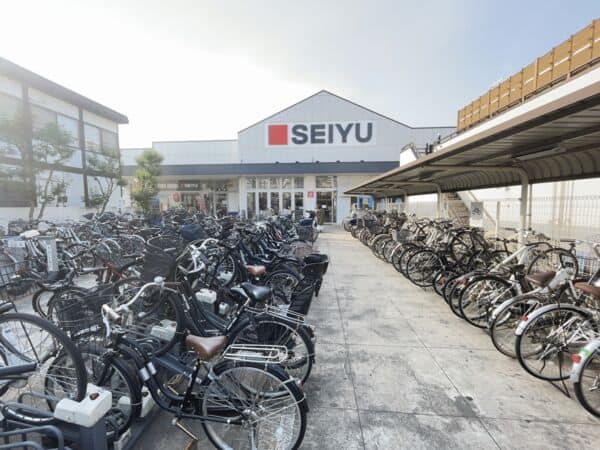 西友中浦和店まで約894m