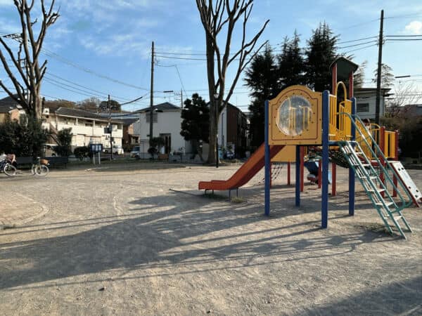 高島平5丁目公園まで約584m