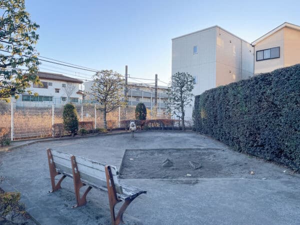 日進2丁目南公園まで約1369m