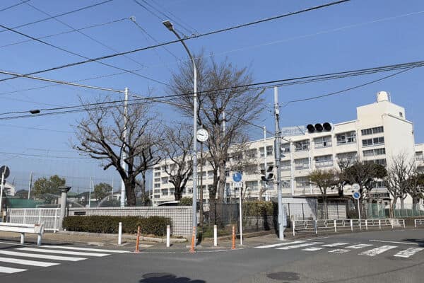 横浜市立日限山小学校